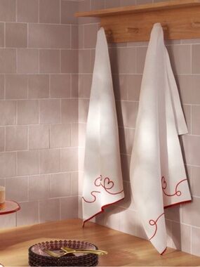 FOUR New Threshold 2pc kitchen towels cotton white red bow detail